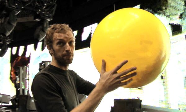 Gros ballons jaunes