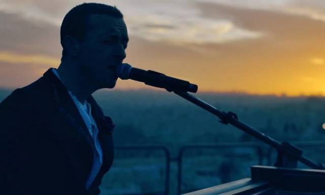 Pas de Coldplay à Glastonbury à cause d'un tweet!