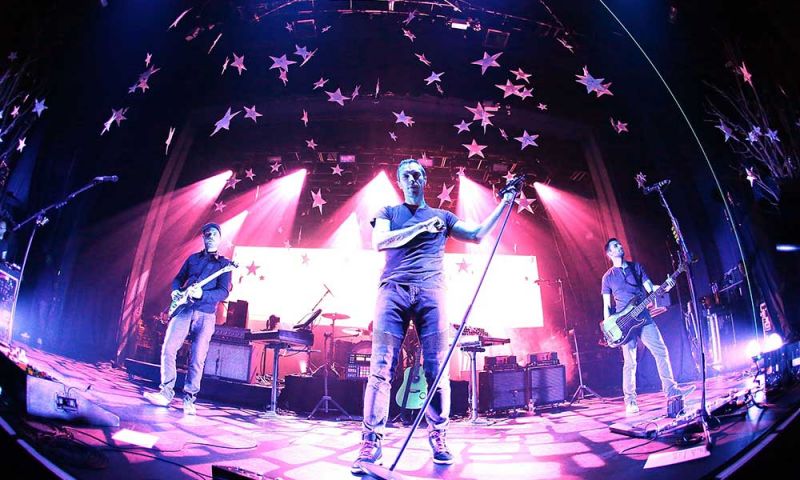 Ghost Stories Tour (2014)