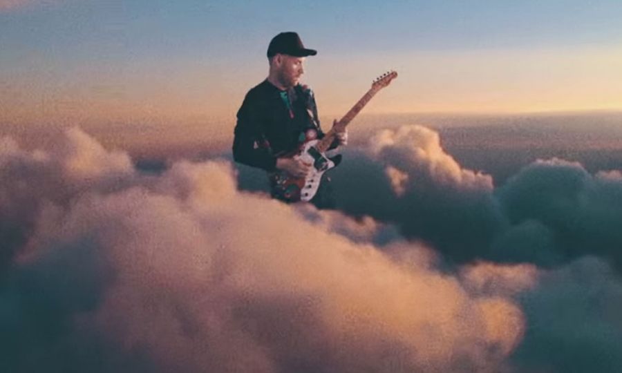 Le groupe dévoile le clip Up&amp;Up